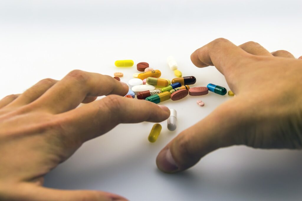 hands, one, medicinal products, medication, seeks, medicine, capsule, tablet, dependency, painkiller, overdose, dosage, danger, excess, addicted, depression, suffering